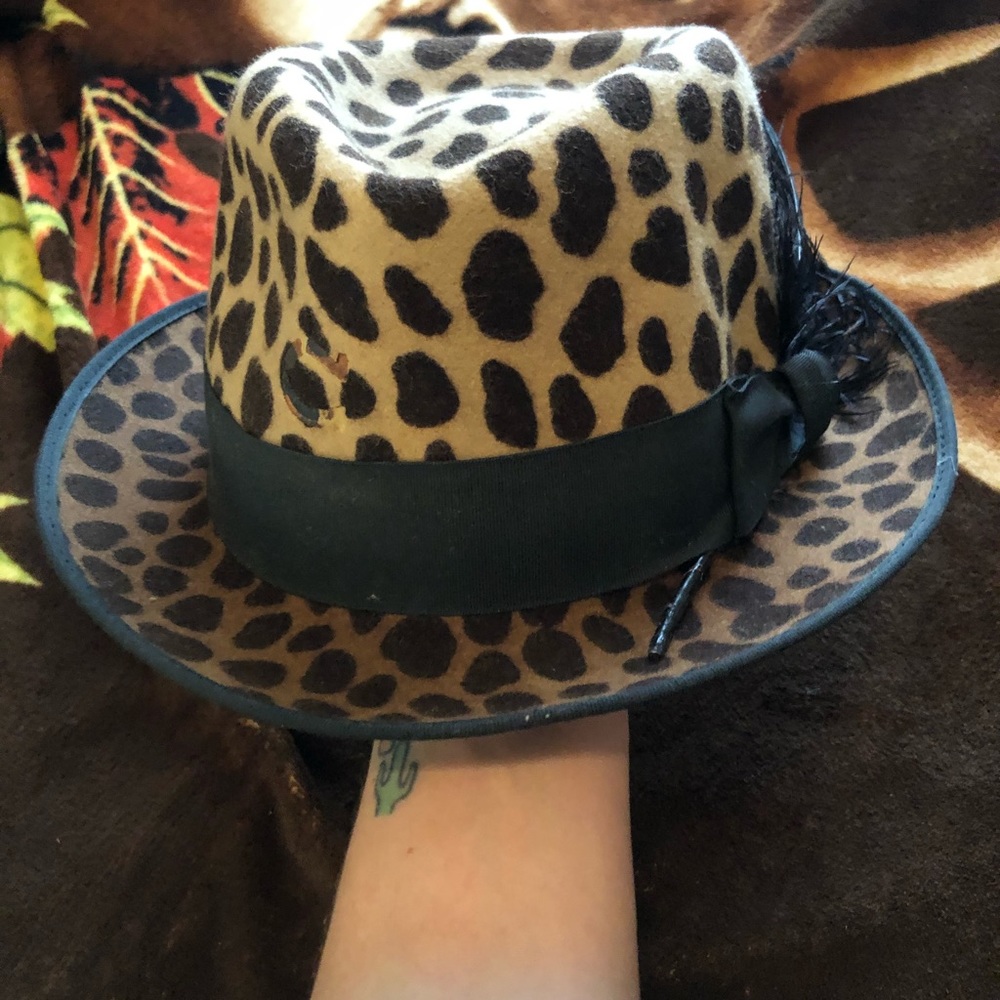 Charlie 1 horse hat